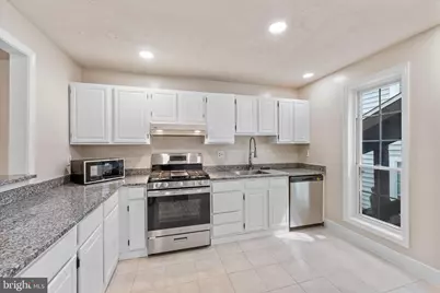 10066 Oakton Terrace Road #10066, Oakton, VA 22124 - Photo 8