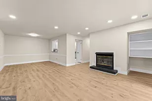 10066 Oakton Terrace Rd, Oakton, VA 22124 - Photo 4