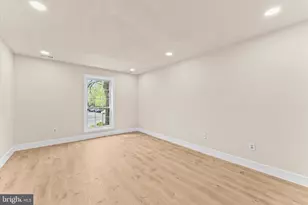 10066 Oakton Terrace Rd, Oakton, VA 22124 - Photo 14