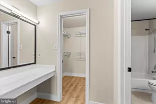 10066 Oakton Terrace Rd, Oakton, VA 22124 - Photo 18