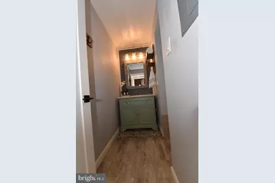 1666 Parkcrest Circle #100, Reston, VA 20190 - Photo 10