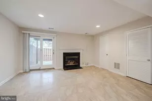 6544 Morning Meadow Dr, Alexandria, VA 22315 - Photo 4