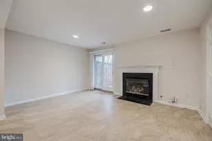 6544 Morning Meadow Dr, Alexandria, VA 22315 - Photo 6