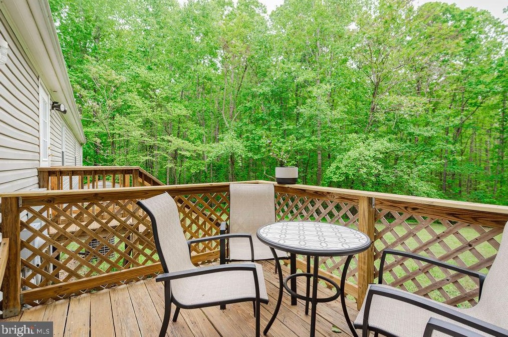 6037 Ridge Rd, Columbia, VA 23038