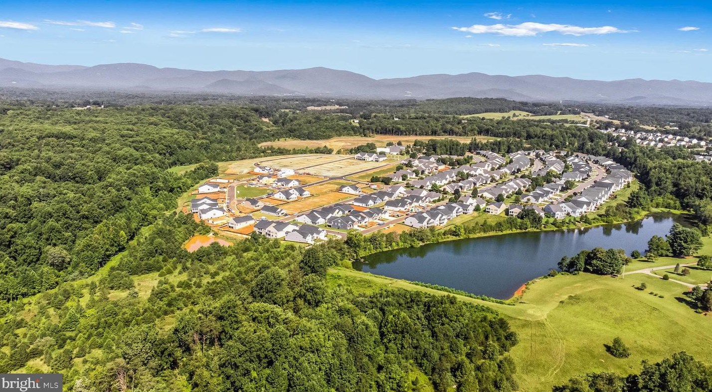 803 Four Seasons Dr, Ruckersville VA  22968-3098 exterior