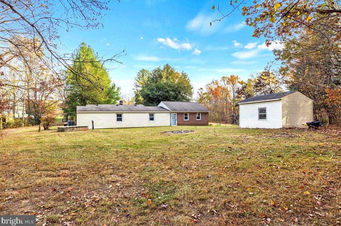 83 Whitepine Dr, Ruckersville VA  22968-3305 exterior