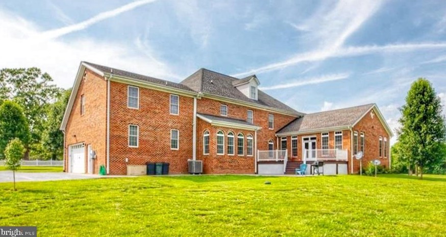 21230 Green Bay Rd, Beaverdam, VA 23015-1105