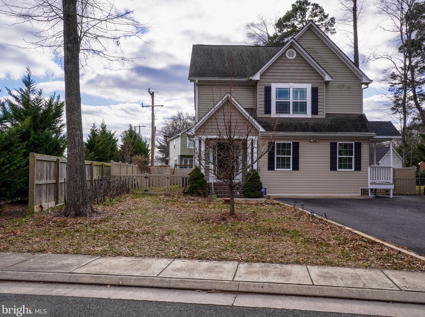 214 Randolph Cir, Ashland, VA 23005