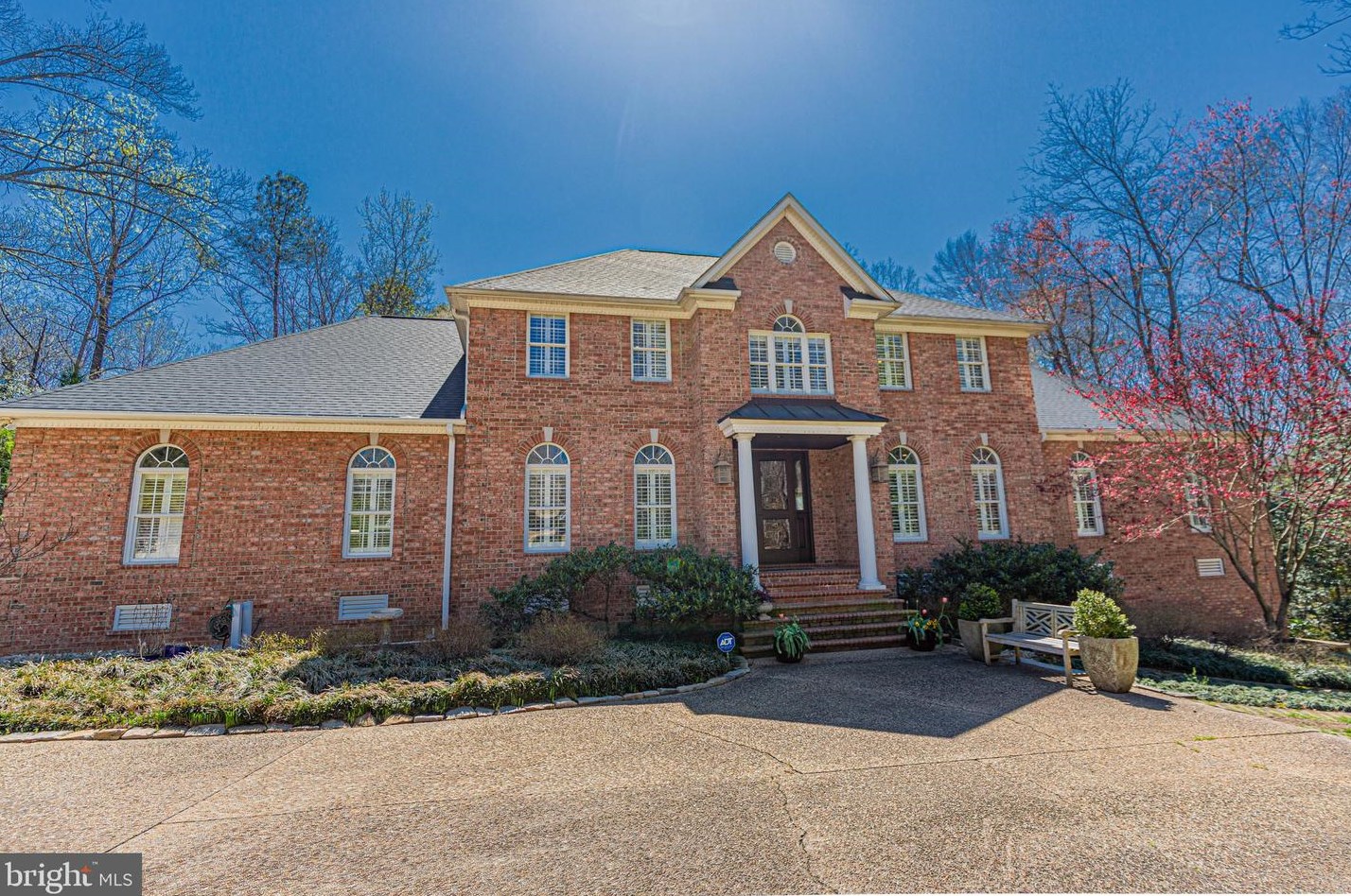 9176 Shelton Pointe Dr, Mechanicsville, VA 23116