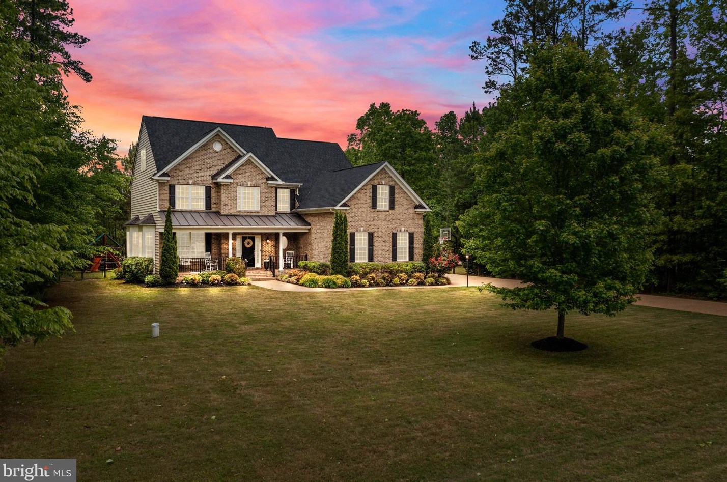 9620 Landcastle Dr, Ashland, VA 23005