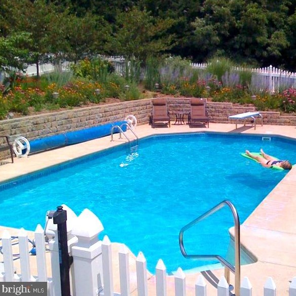 1881 Glanzer Ct, Harrisonburg, VA 22801