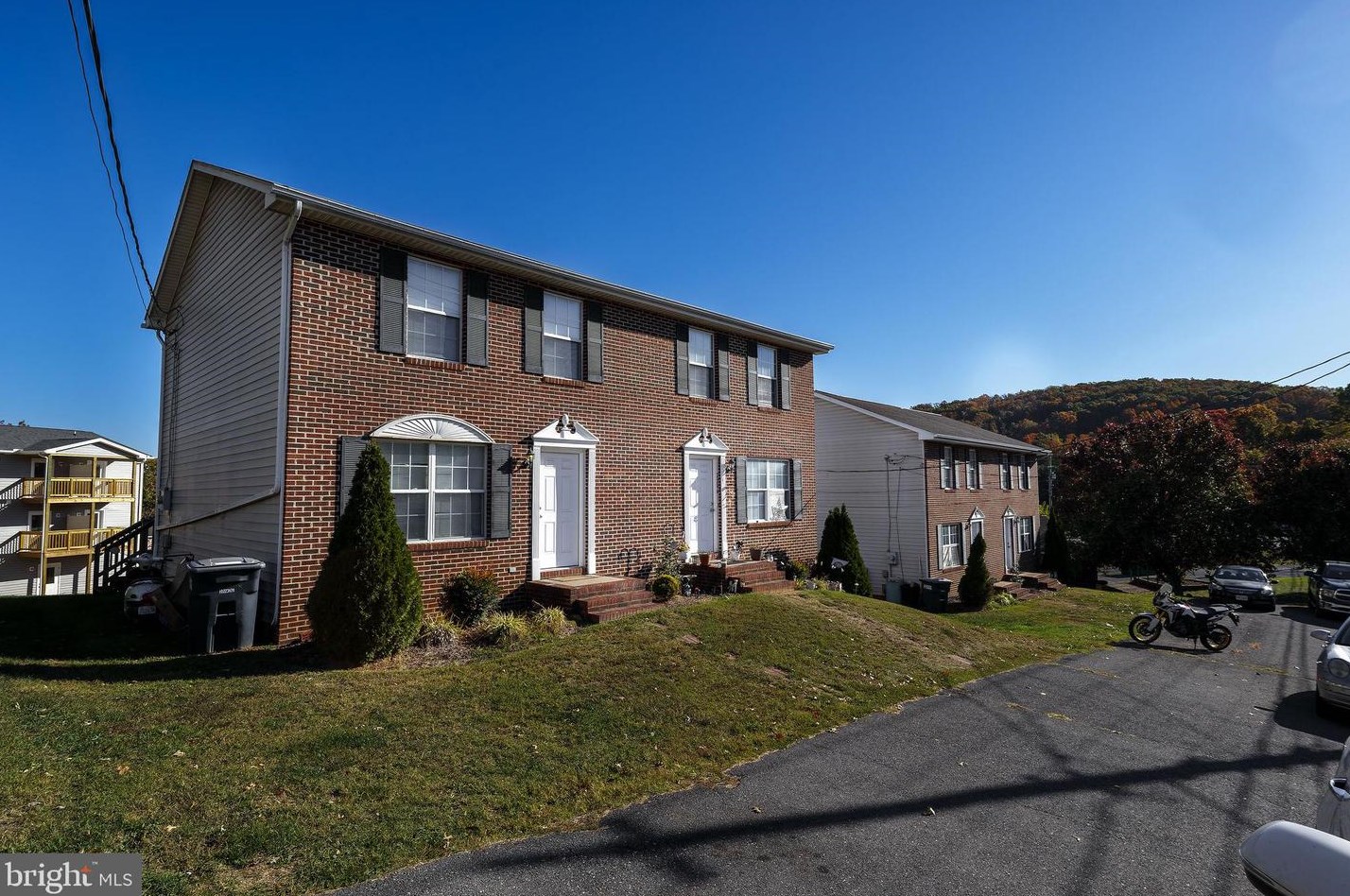 729 Ridgeville Ln, Harrisonburg, VA 22801