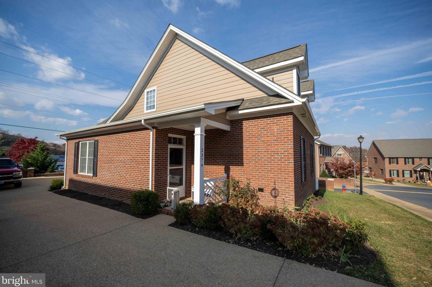 2374 Alston Cir, Harrisonburg, VA 22802