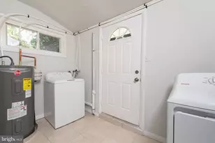 1305 Barnard Dr, Henrico, VA 23229 - Photo 16