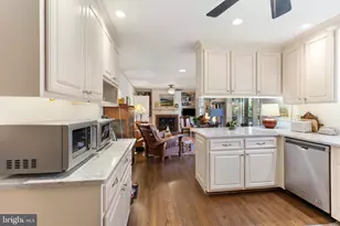 124 Lake Dr, Williamsburg, VA 23185 - Photo 14