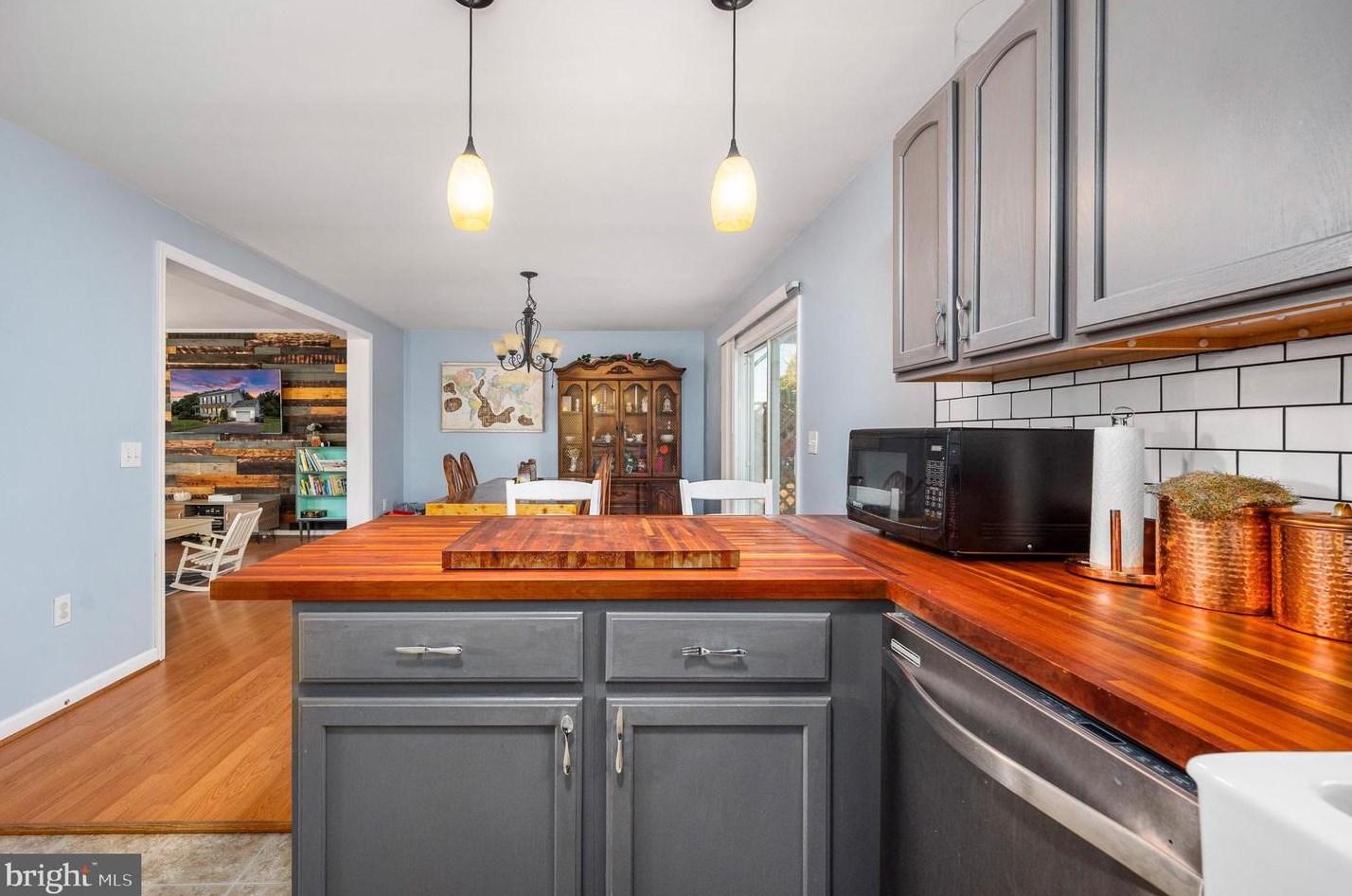 9813 Pamunkey Dr, Owens, VA 22485-3647