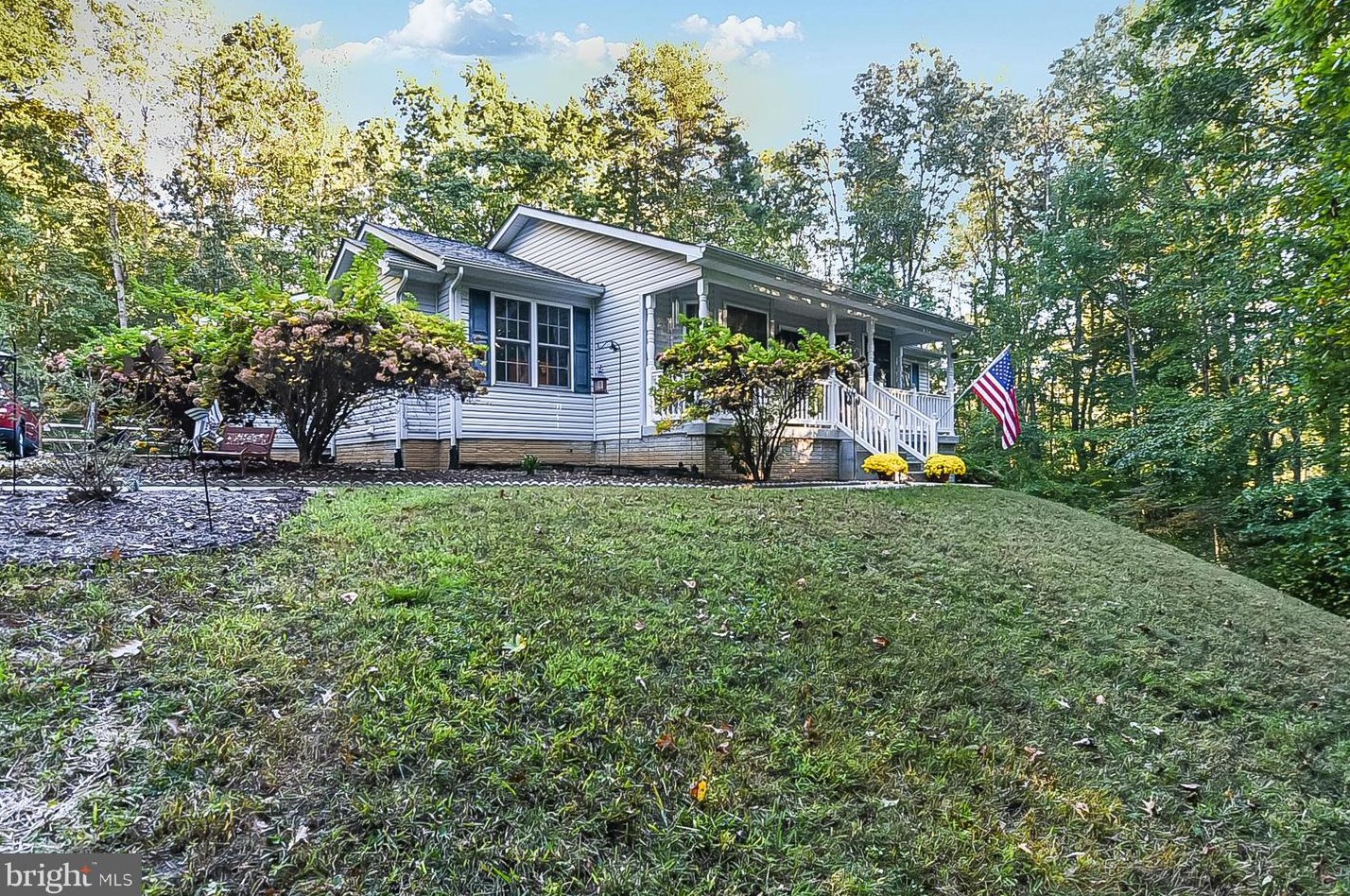 10527 Roosevelt Dr, Owens, VA 22485-2120