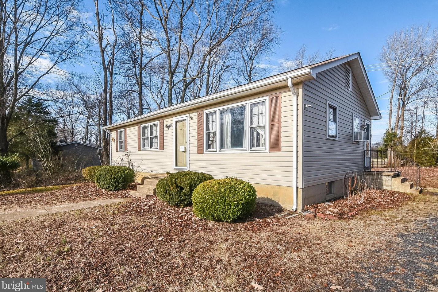 13393 Dahlgren Rd, Owens, VA 22485