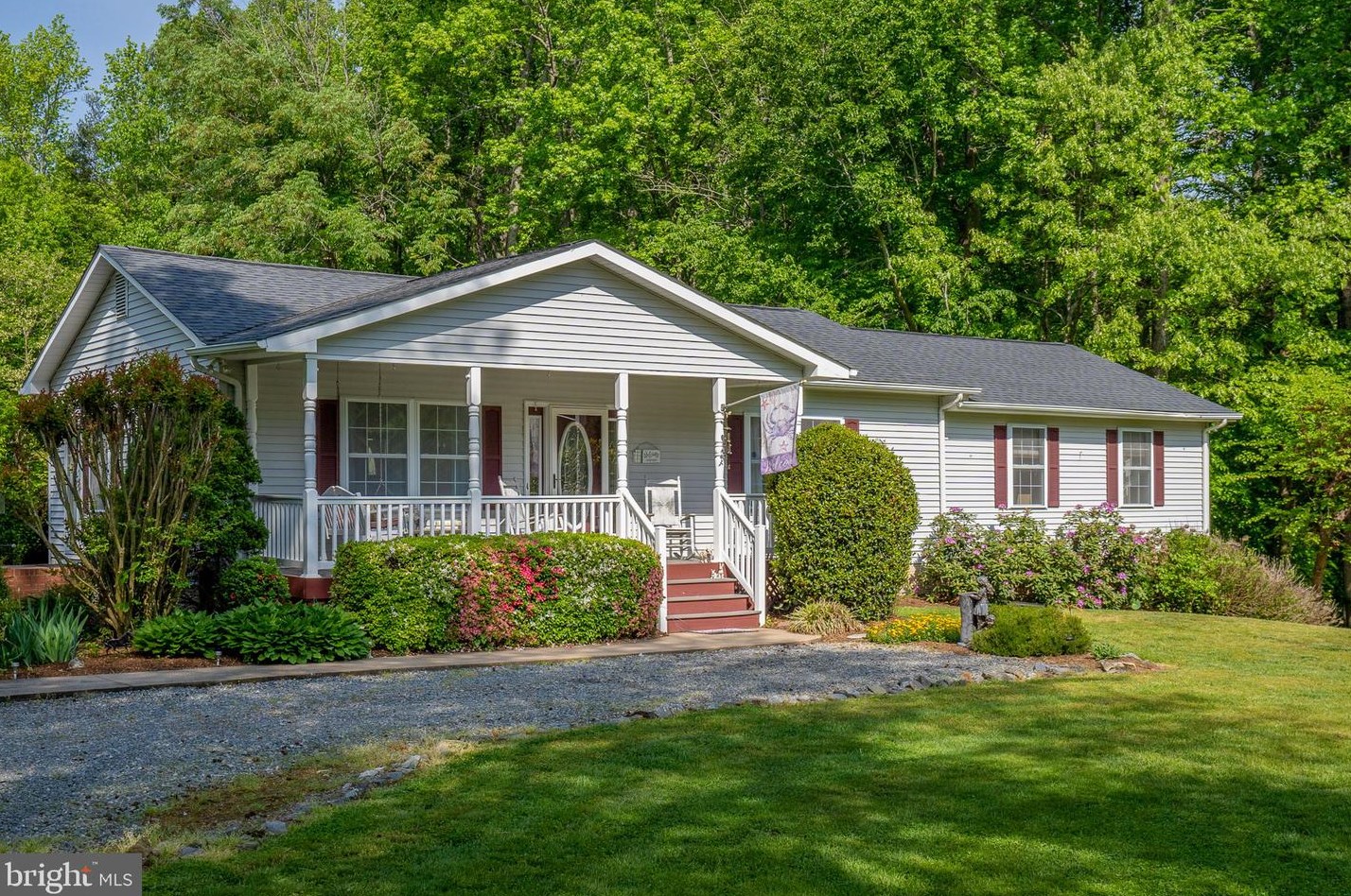 14365 Hillcrest Dr, Owens, VA 22485
