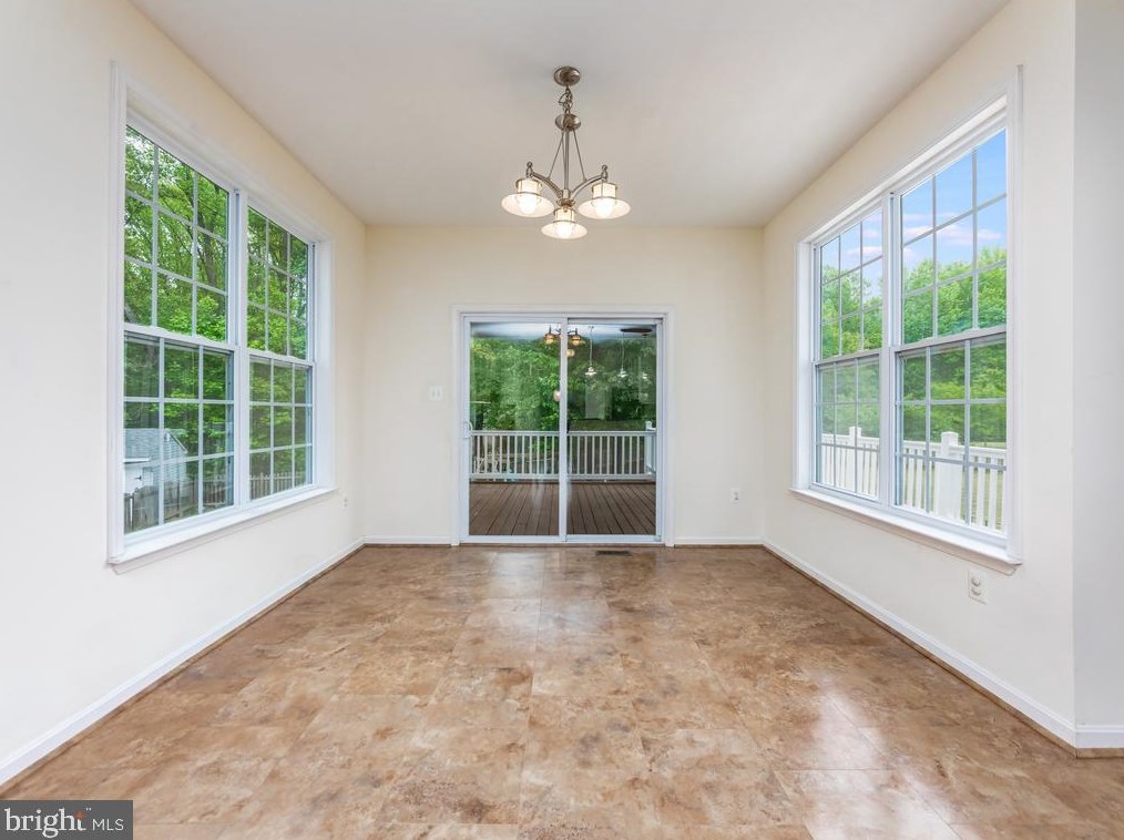 12097 Cobblestone Ct, Owens, VA 22485