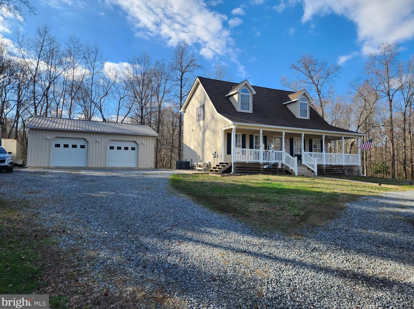 10154 Landfall Ln, Owens, VA 22485-4772