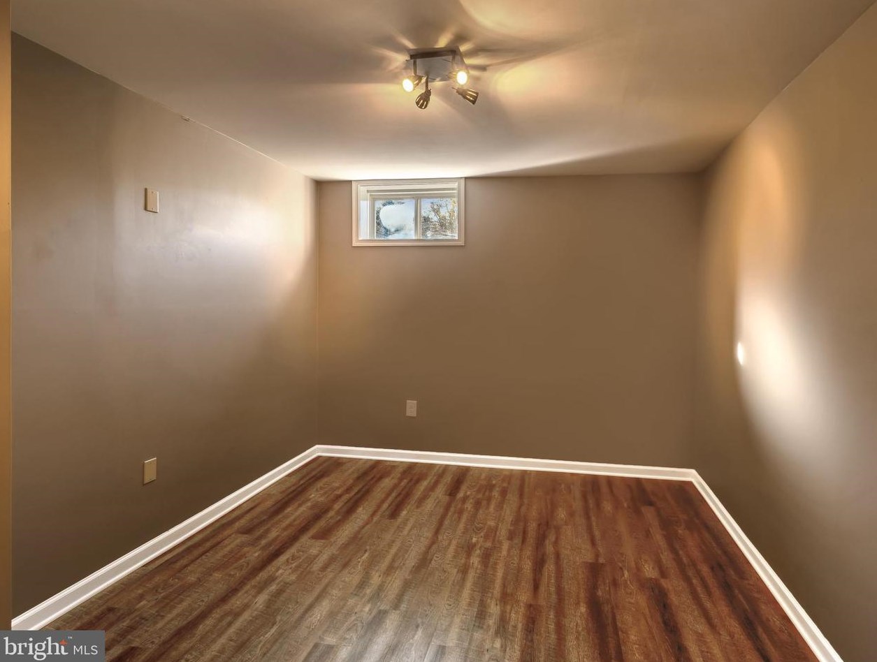 8116 Hobson Ln, Owens VA  22485-3734 exterior