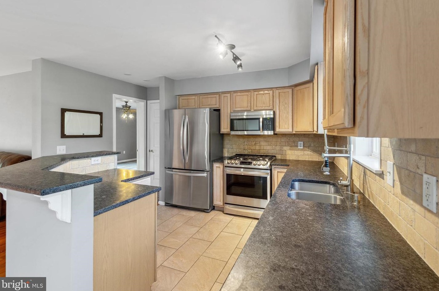 8116 Hobson Ln, Owens VA  22485-3734 exterior