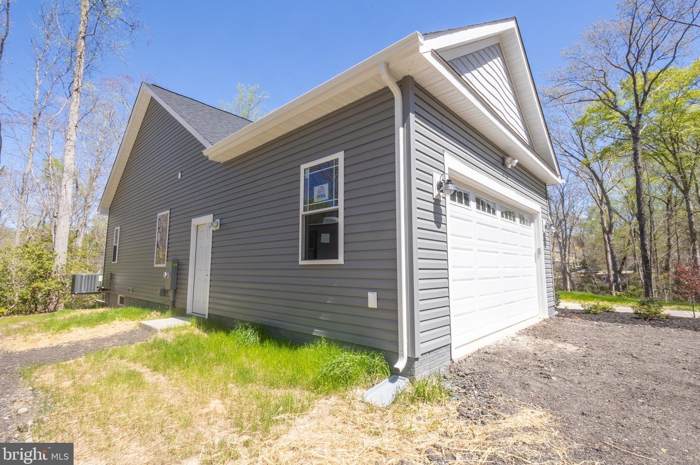 3 Windsor Dr, Owens VA  22485-5006 exterior