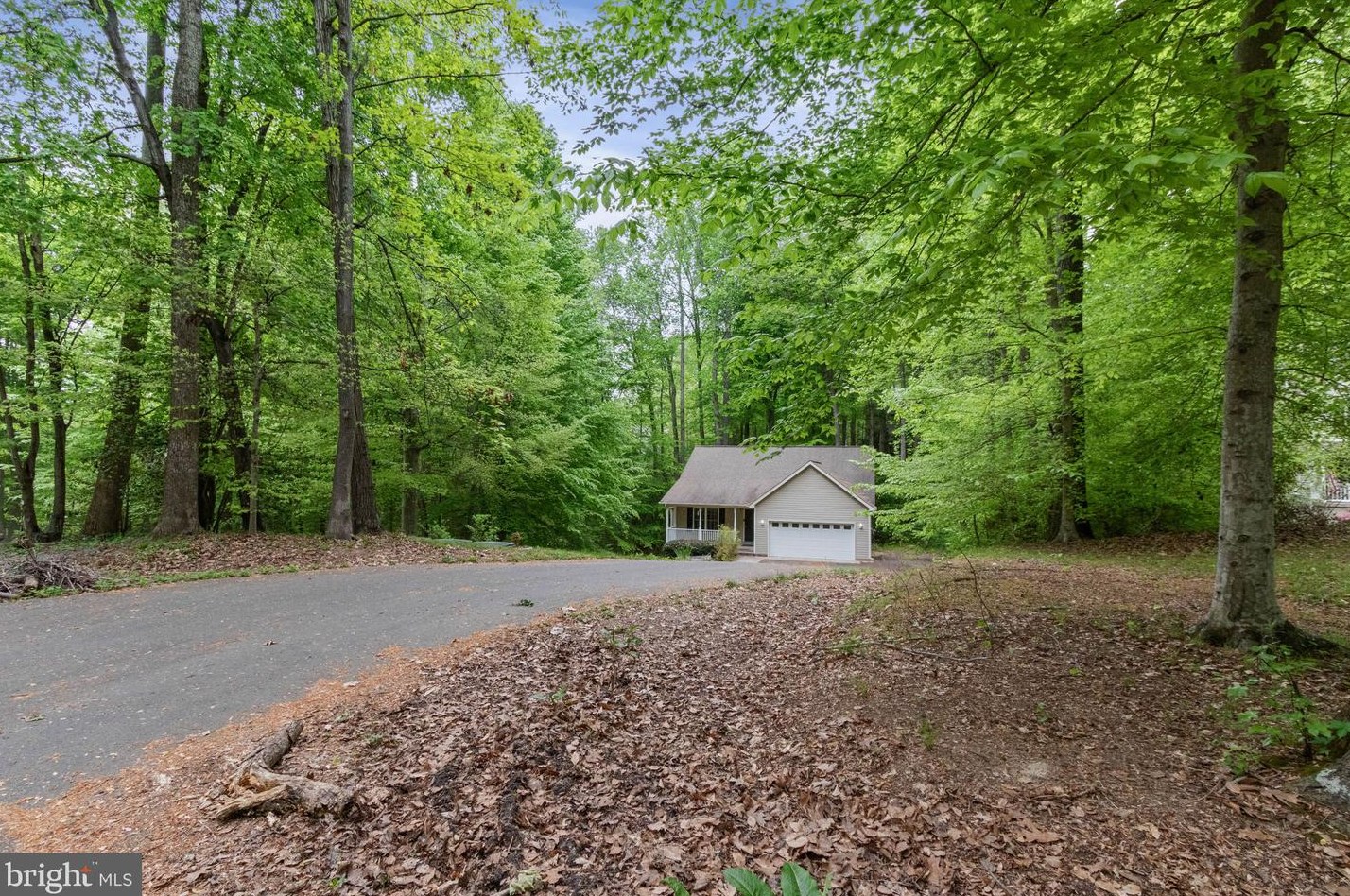 10668 Eisenhower Dr, Owens, VA 22485