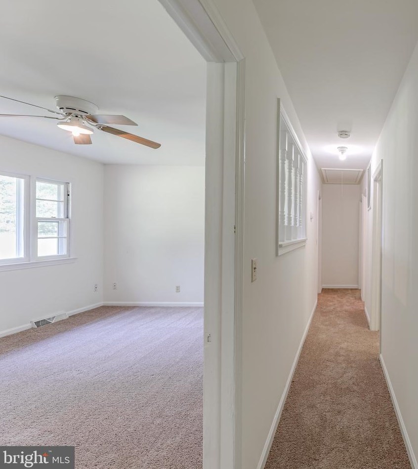 13158 James Madison Pkwy, Owens VA  22485-3212 exterior
