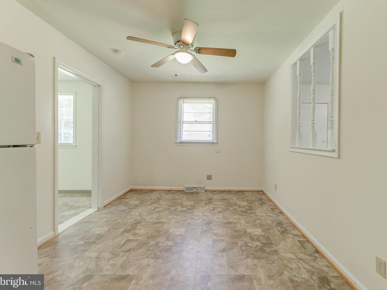 13158 James Madison Pkwy, Owens VA  22485-3212 exterior