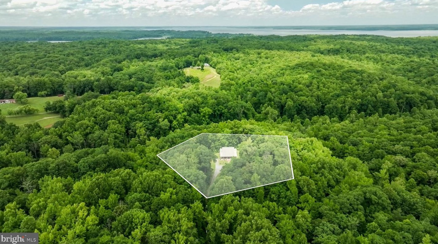 7160 Dogwood Ln, Owens VA  22485-7680 exterior