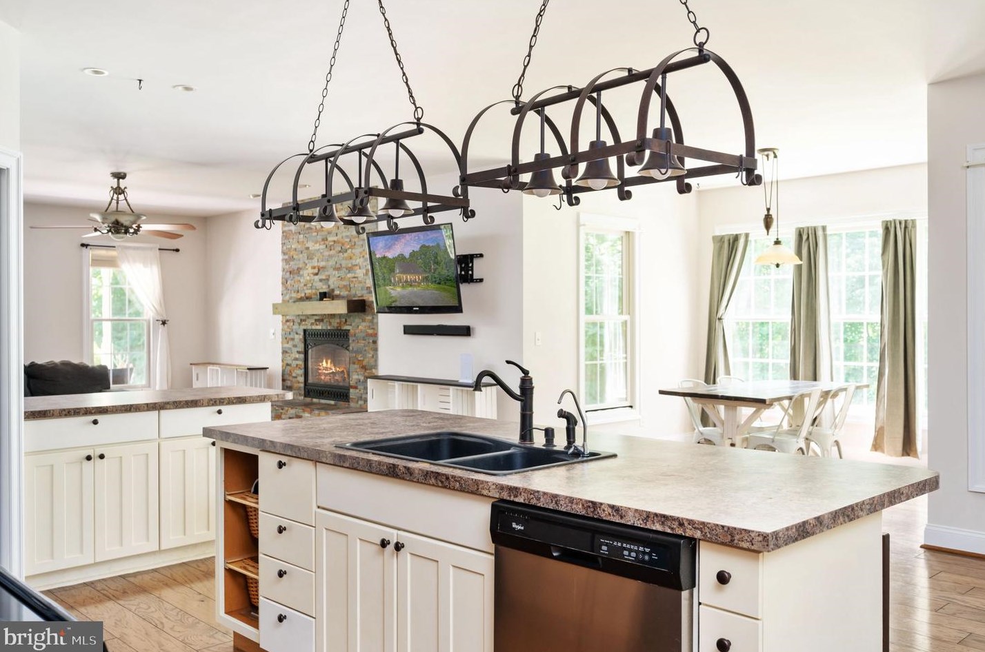 7160 Dogwood Ln, Owens VA  22485-7680 exterior