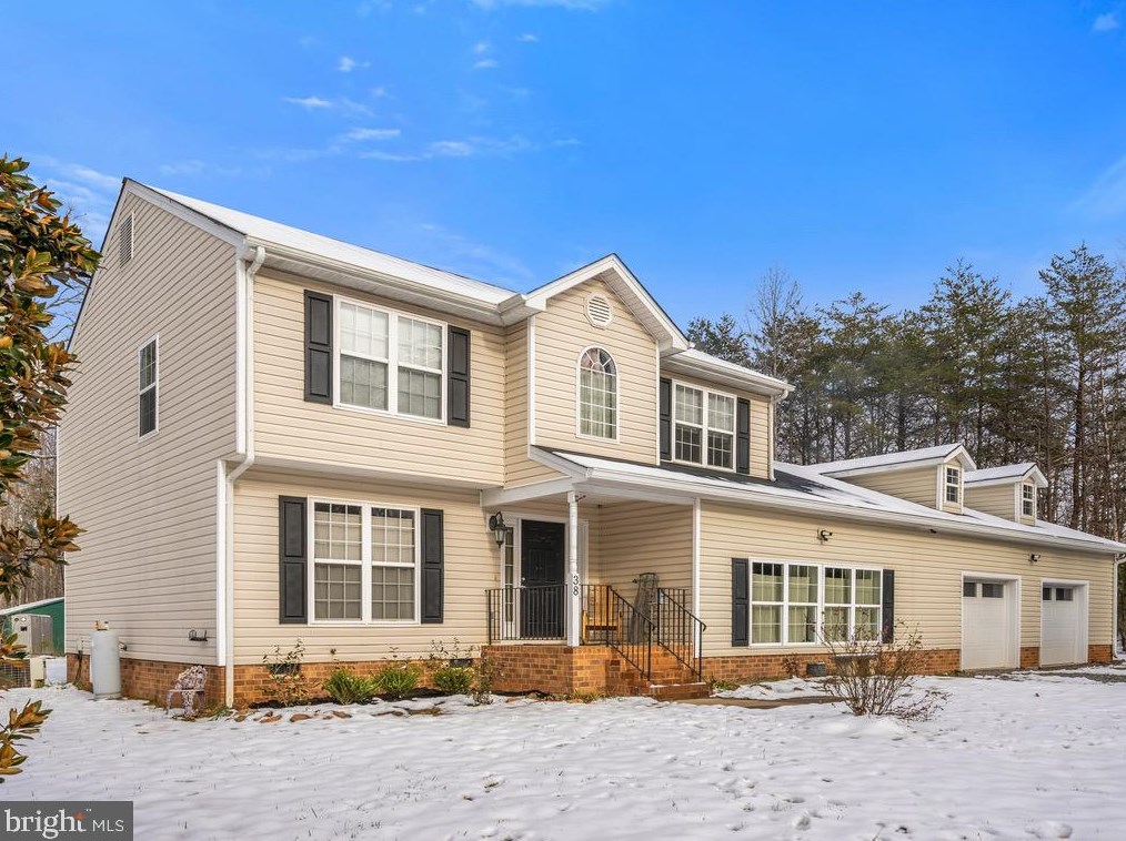 38 Ridgemont Dr, Louisa, VA 23093-3965