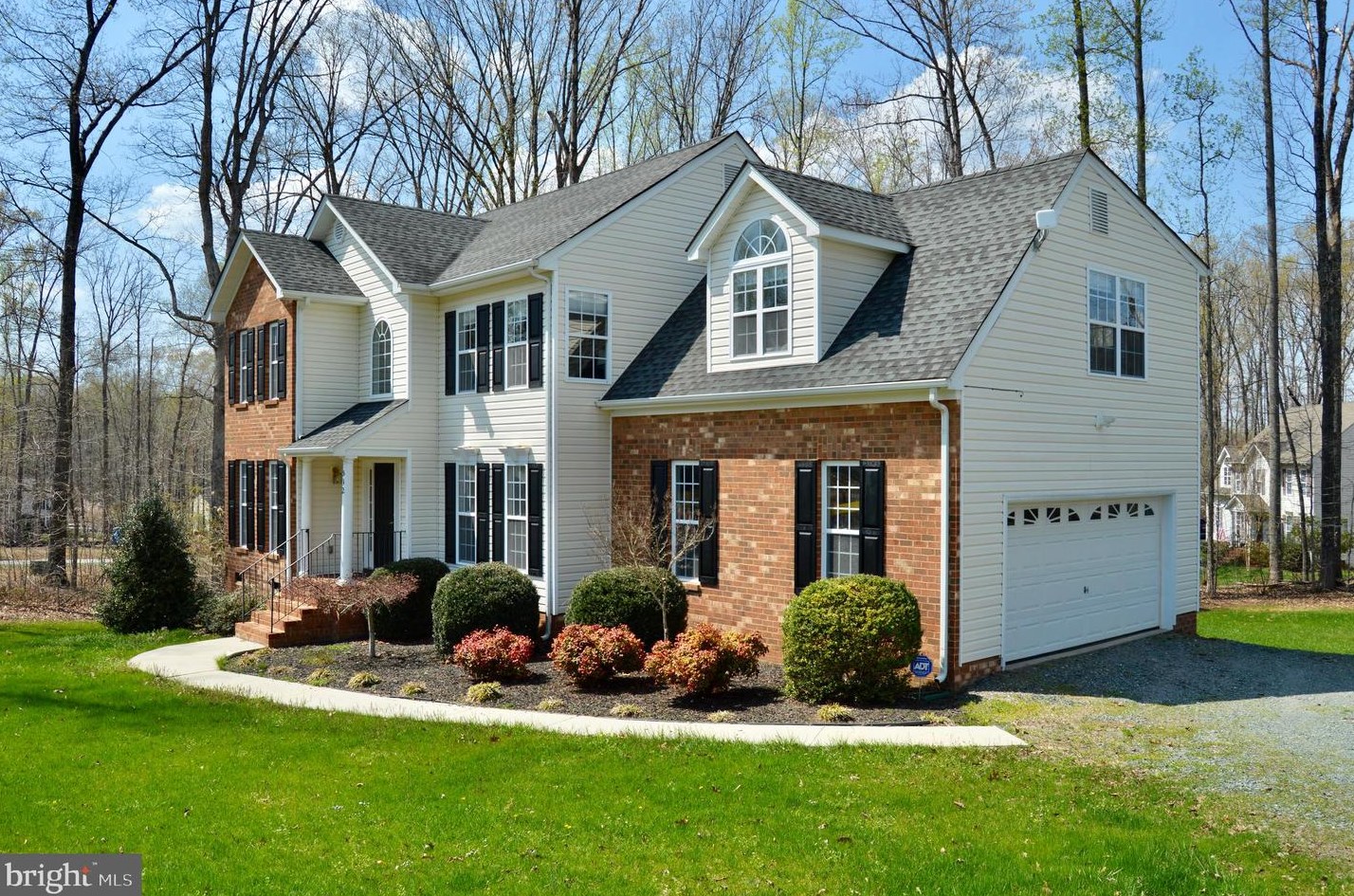 532 Reedy Creek Rd, Louisa, VA 23093-2559