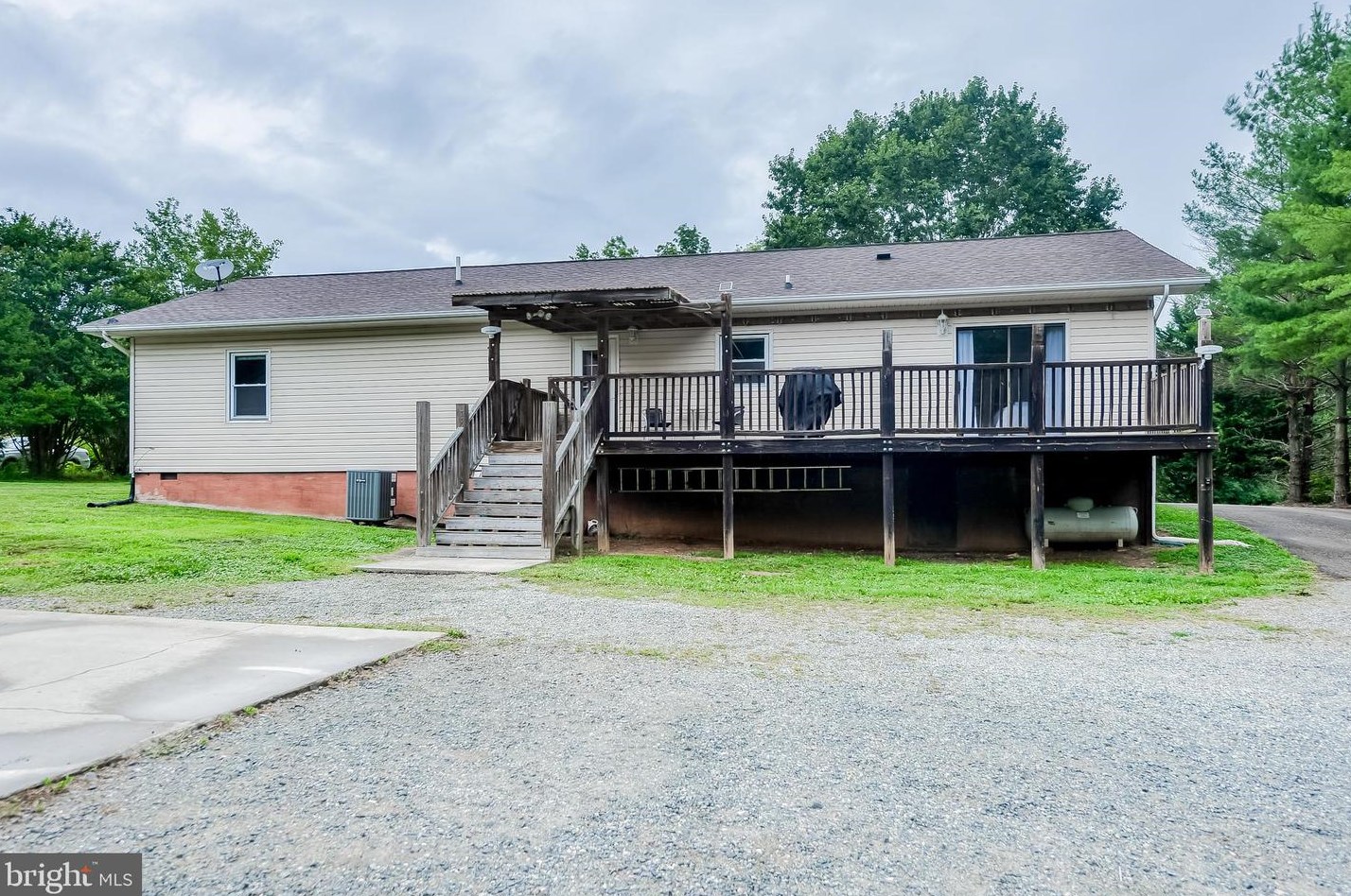 224 Overton Dr, Mineral, VA 23117