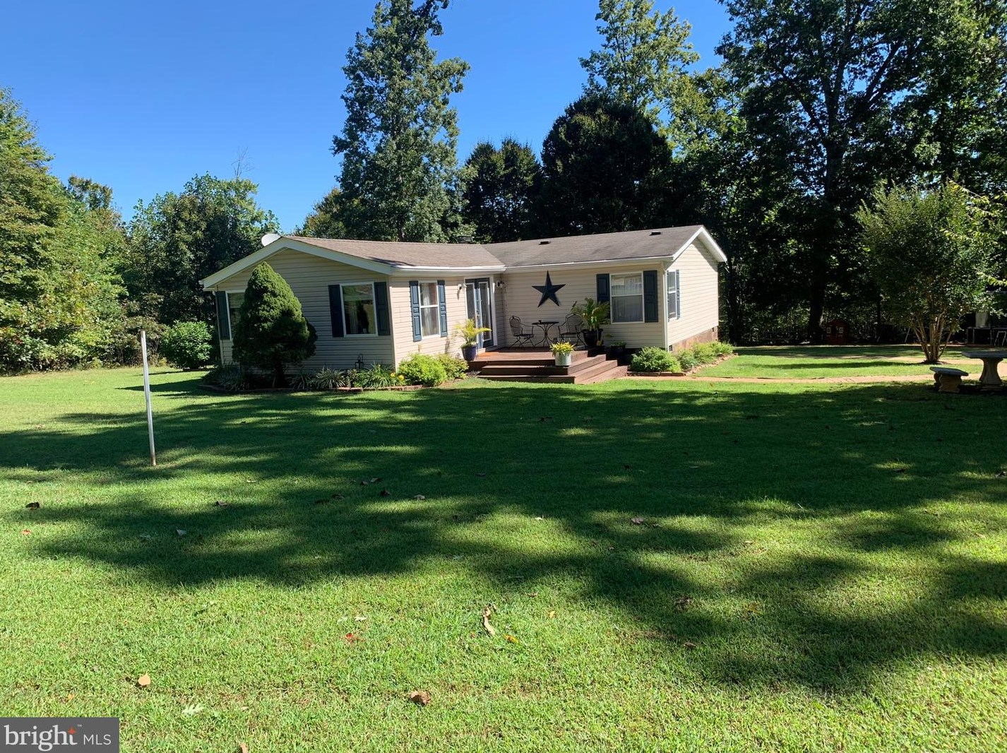 1756 Horseshoe Farm Rd, Louisa, VA 23093-6223