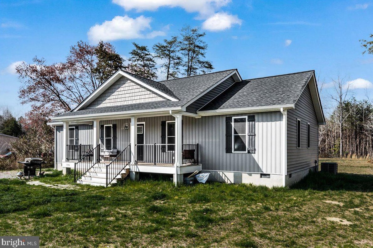7576 Fredericks Hall Rd, Mineral, VA 23117