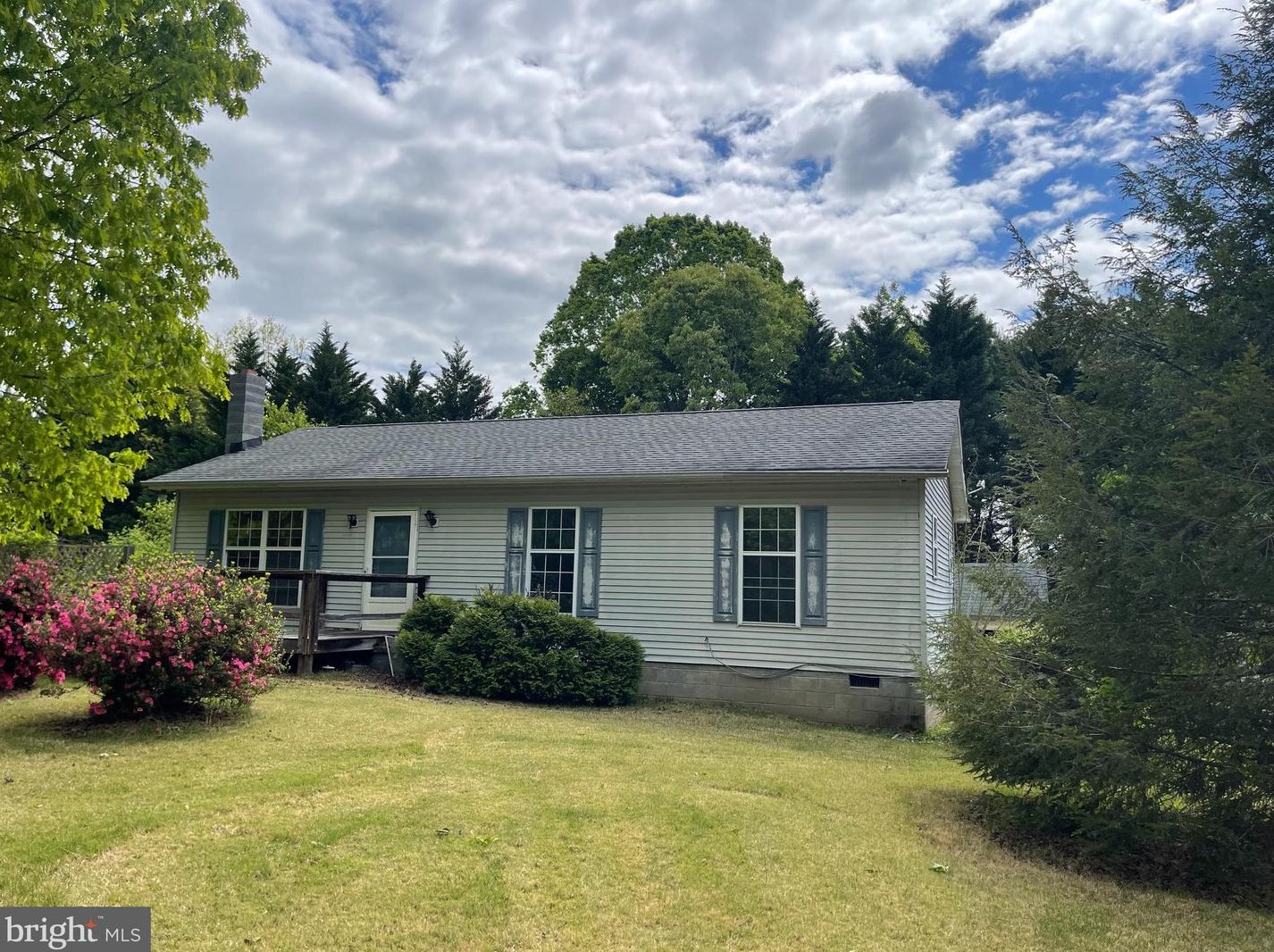 11968 Cross County Rd, Mineral, VA 23117