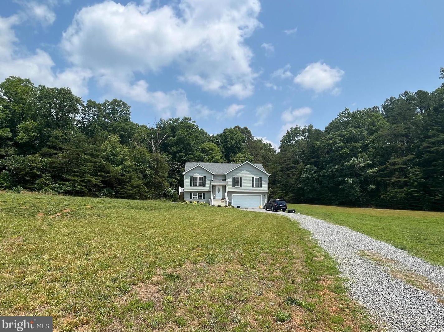 106 Lake Country Dr, Mineral, VA 23117