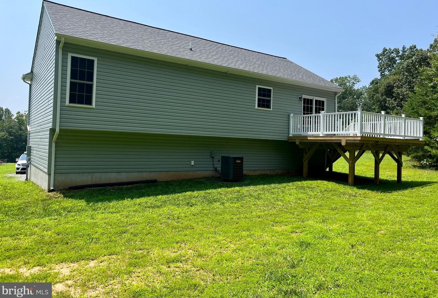 106 Lake Country Dr, Mineral VA  23117-5066 exterior