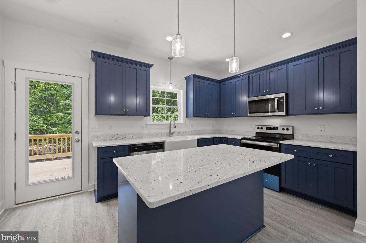 815 Kennon Rd, Mineral, VA 23117