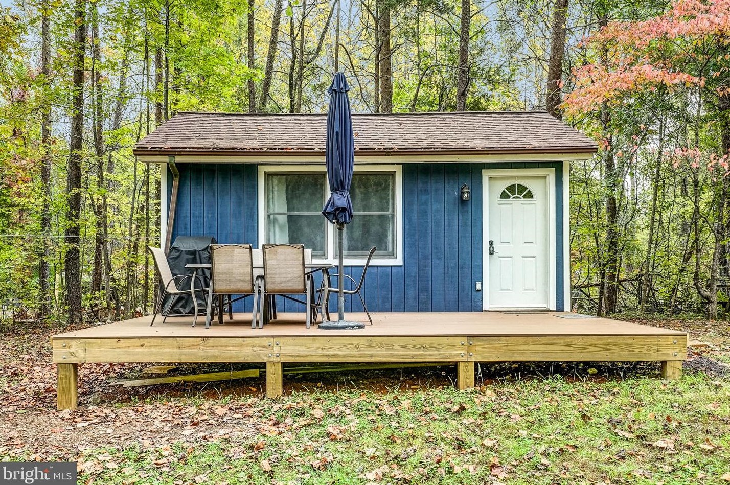 123 Plum Tree Cir, Bumpass, VA 23024