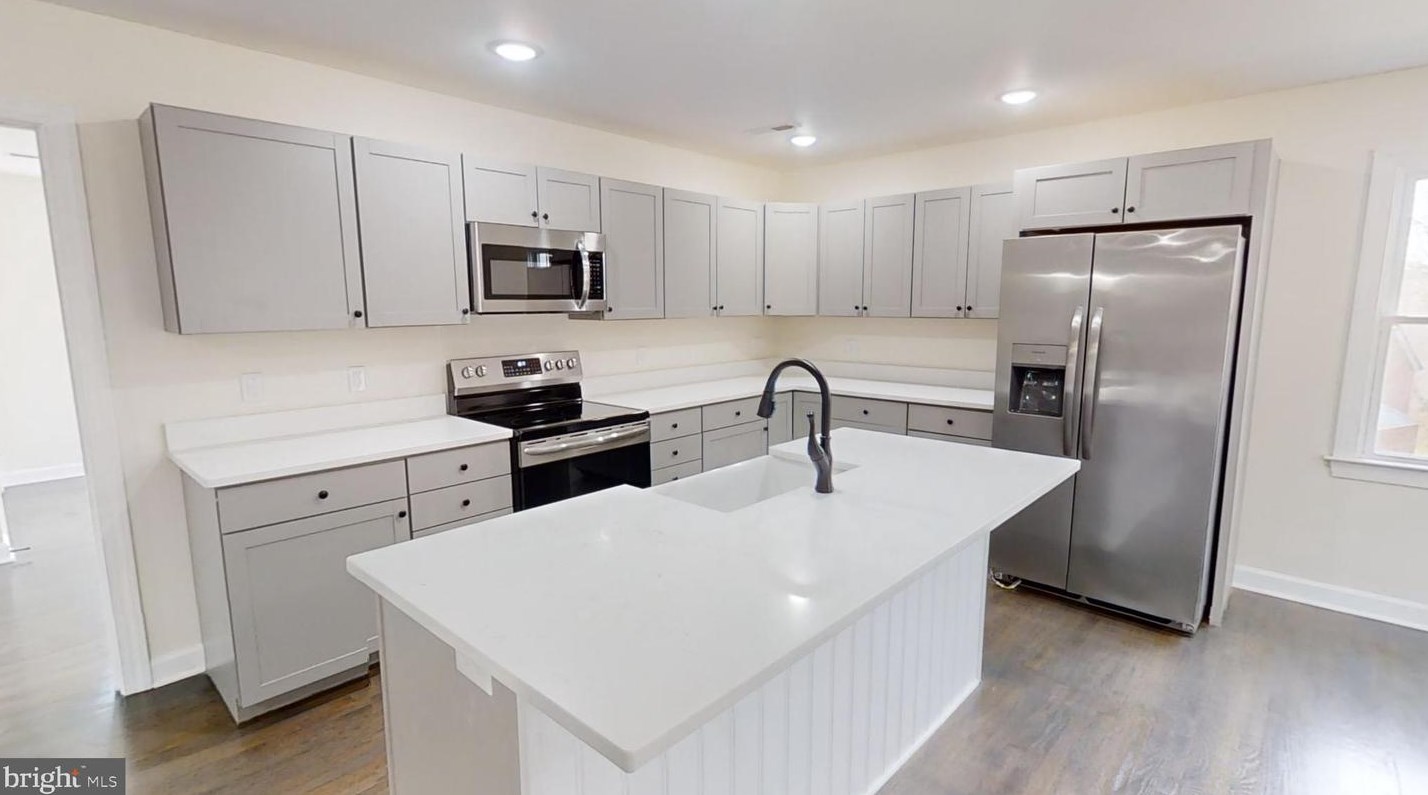2039 Goldmine Rd, Louisa, VA 23093-5329