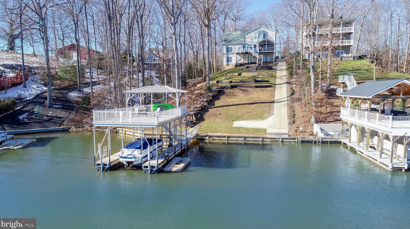 193 White Oak Dr, Mineral, VA 23117
