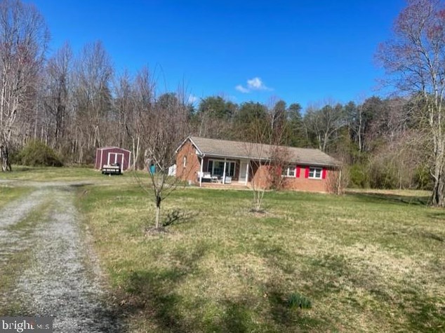 371 Goldmine Rd, Louisa, VA 23093