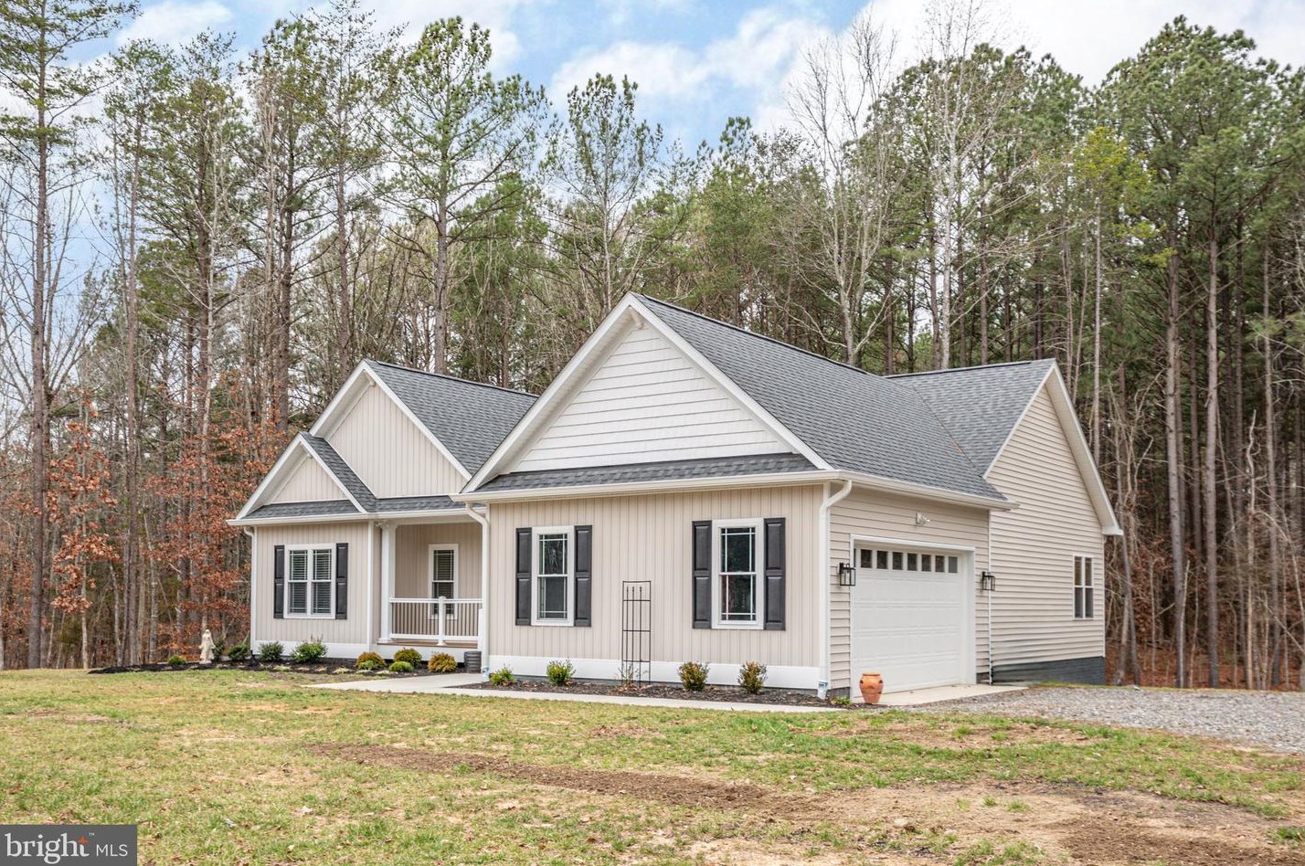 300 Hemlock Loop, Mineral, VA 23117