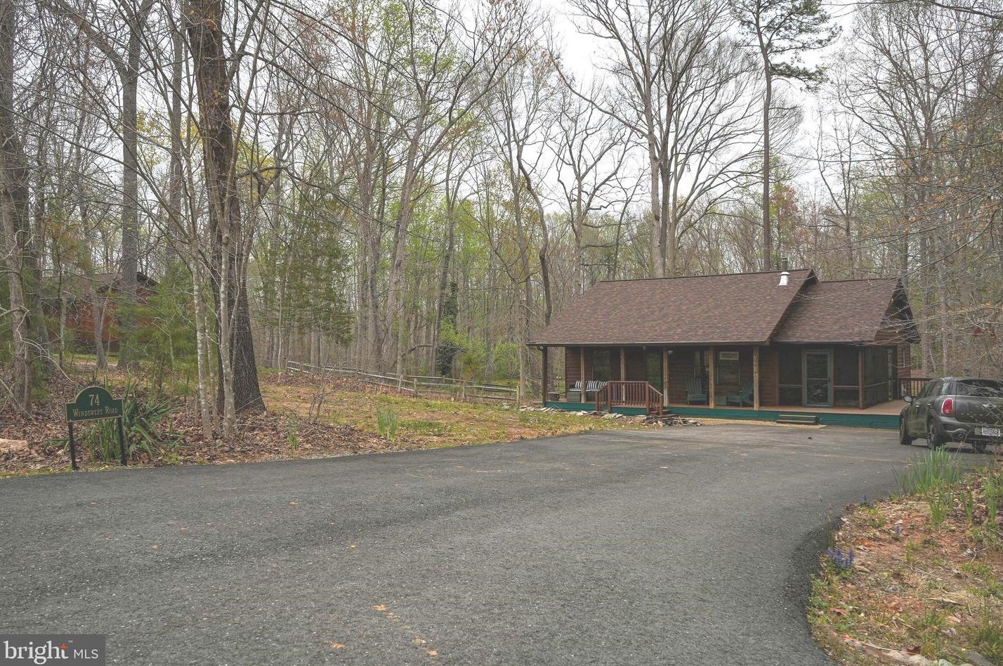 74 Windswept Rd, Mineral, VA 23117-4842