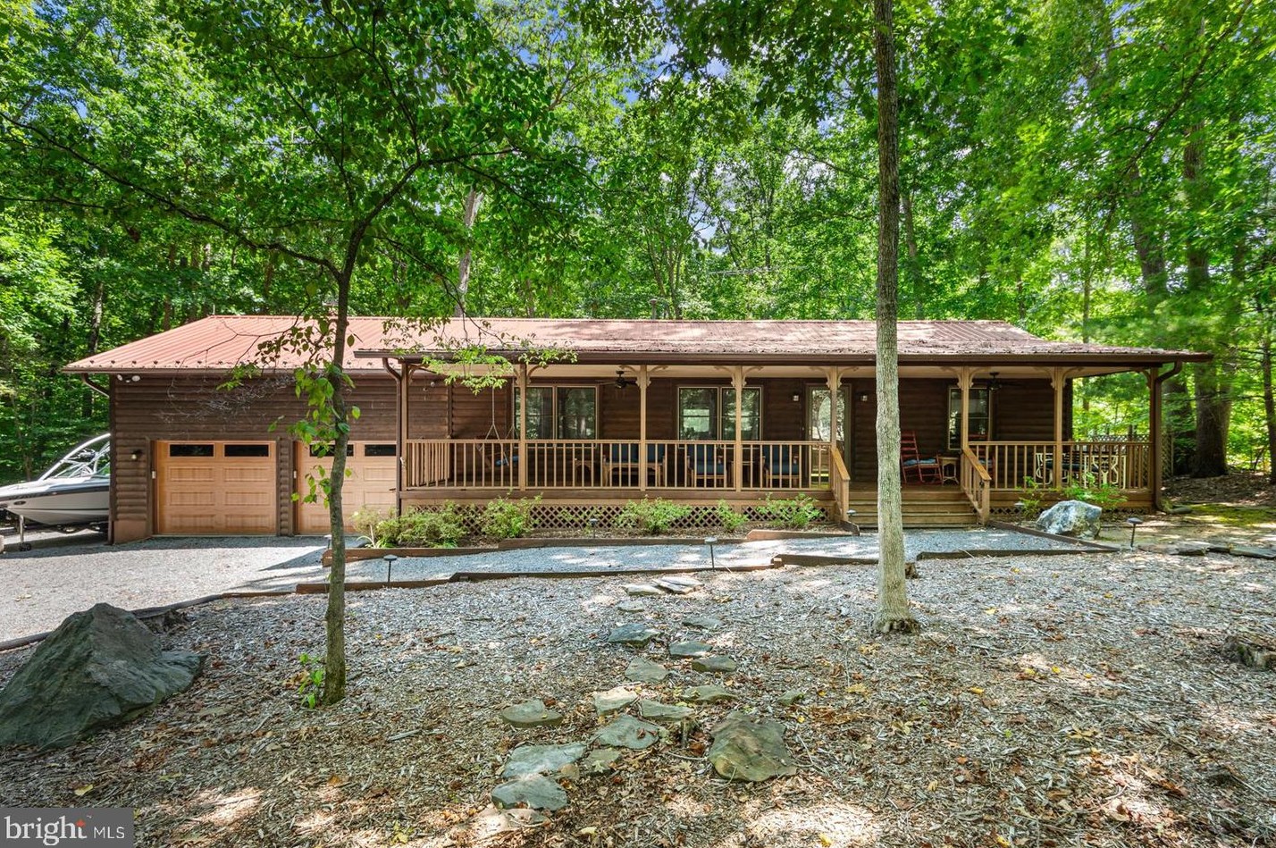 410 Lakewood Dr, Mineral, VA 23117
