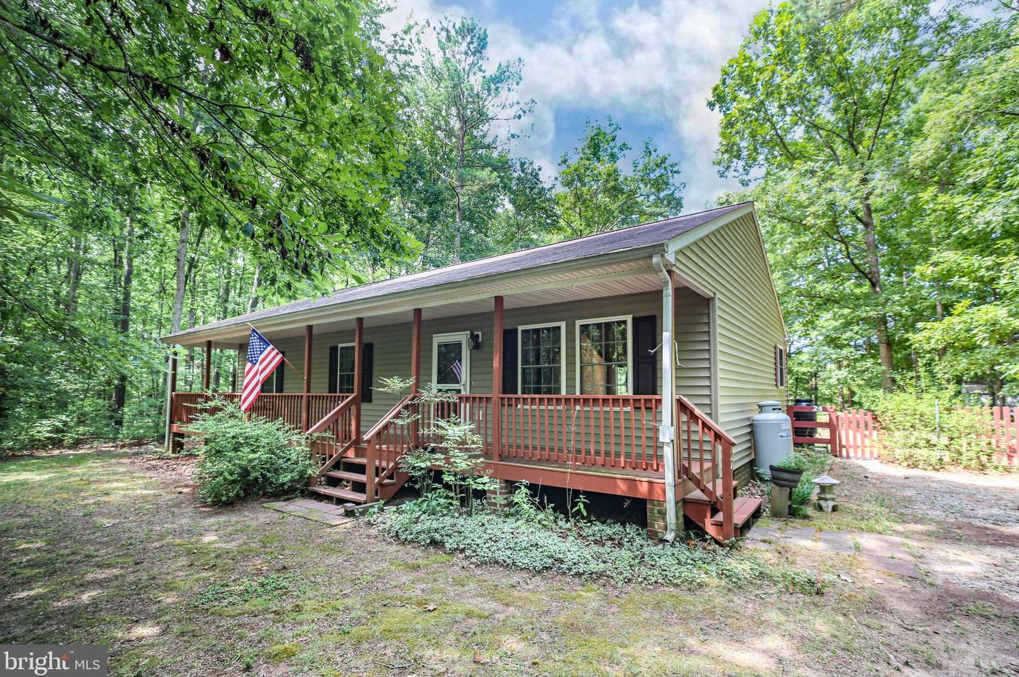 24 Ross Ln, Mineral, VA 23117